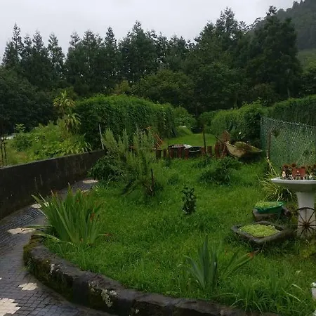 Casa Do Vale Encantado Tatil Evi Furnas (Azores)